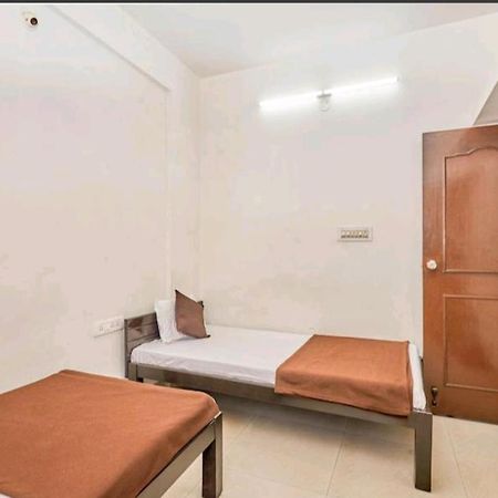 Transit Dorms - A Backpackers Inn & Hostel Bangalore Extérieur photo